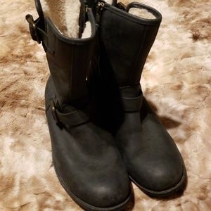 UGG Chaney black ankle boots us 8.5